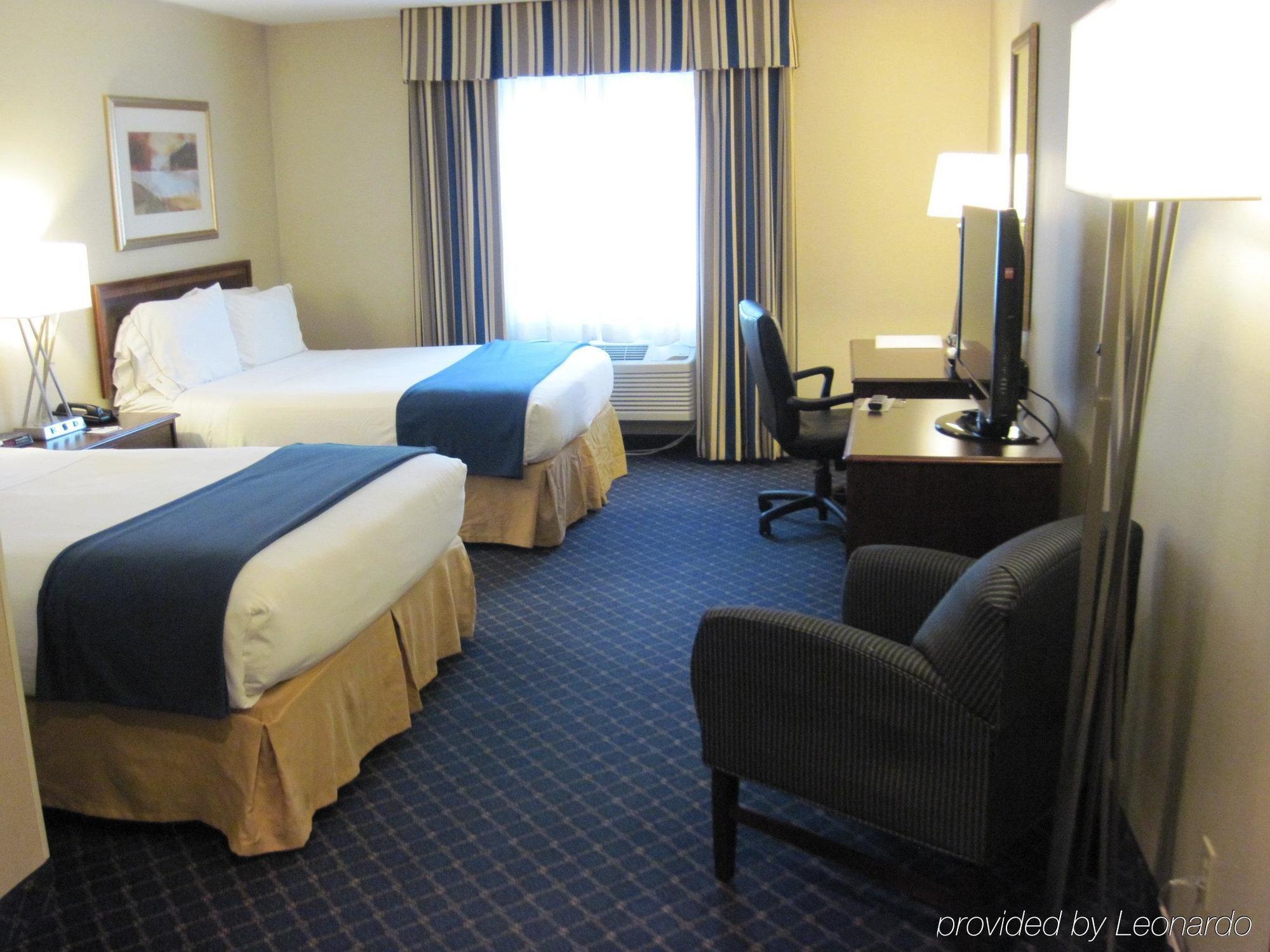 Holiday Inn Express Des Moines-At Drake University, An Ihg Hotel Exterior foto