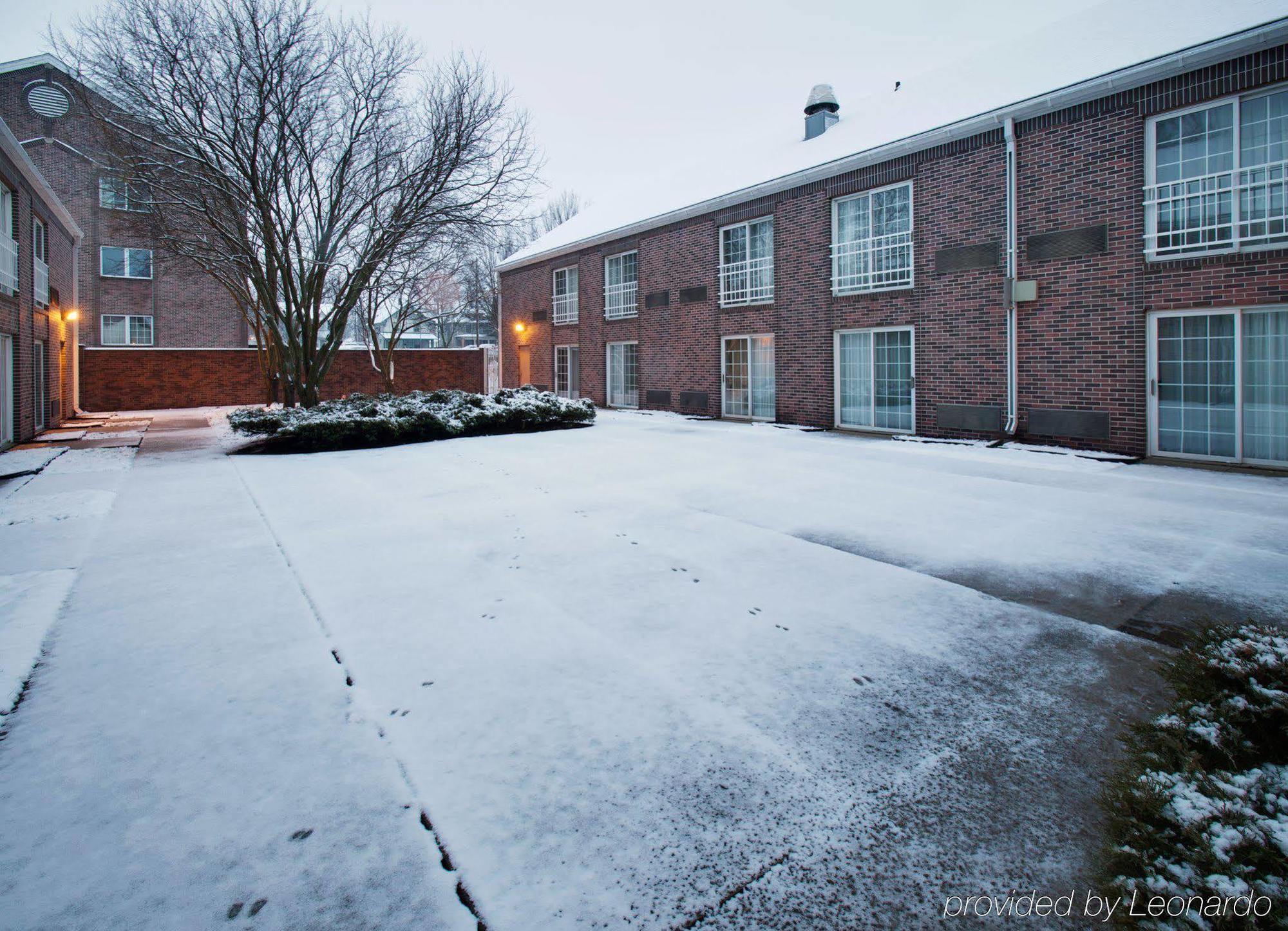 Holiday Inn Express Des Moines-At Drake University, An Ihg Hotel Exterior foto